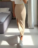 All-Match Hip-Hugging Slit Skirt