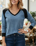 Long-Sleeved V-Neck Contrasting Color Pullover Sweater