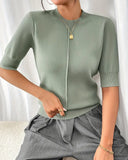 Fashionable Short-Sleeved Pullover