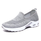 Lightweight Round Toe Pump Fly Knit Sneakers