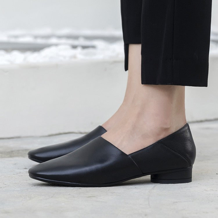 Minimalist Pointed Toe Leather Shoes
